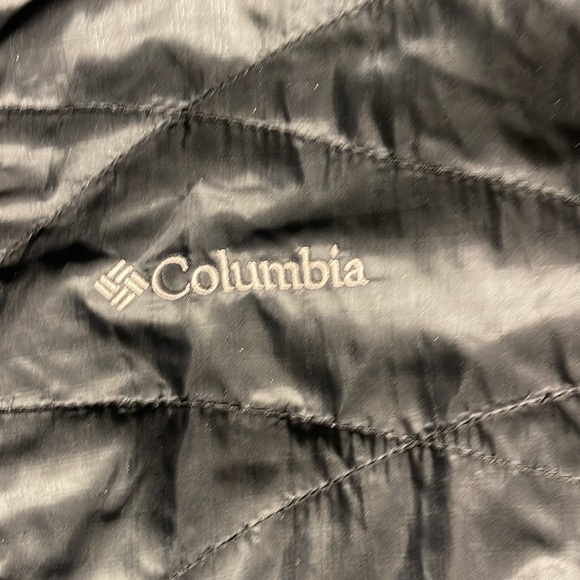 Women’s Columbia coat - Picture 3 of 4